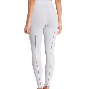 Alo yoga Dash Legging XSMALL